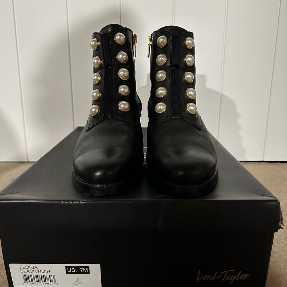 Lord & Taylor black booties with pearls in size 7